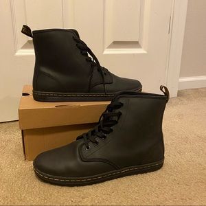 Dr Martens Shoreditch boots